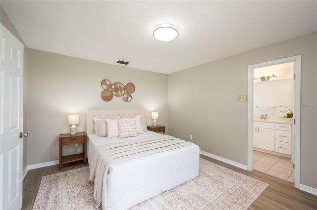 246 RIDGEWOOD STREET, Altamonte Springs, FL 32701