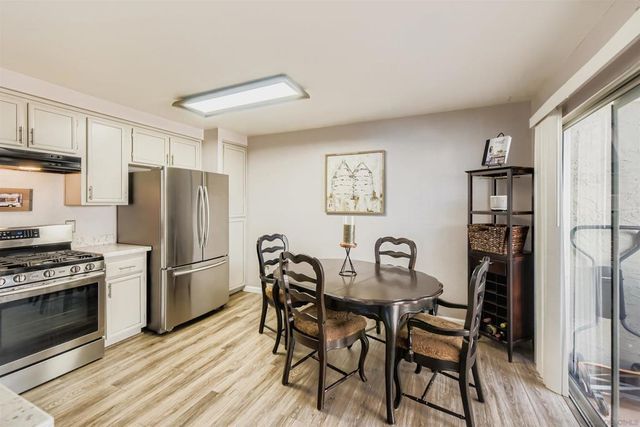 5059 La Cuenta Dr, San Diego, CA 92124