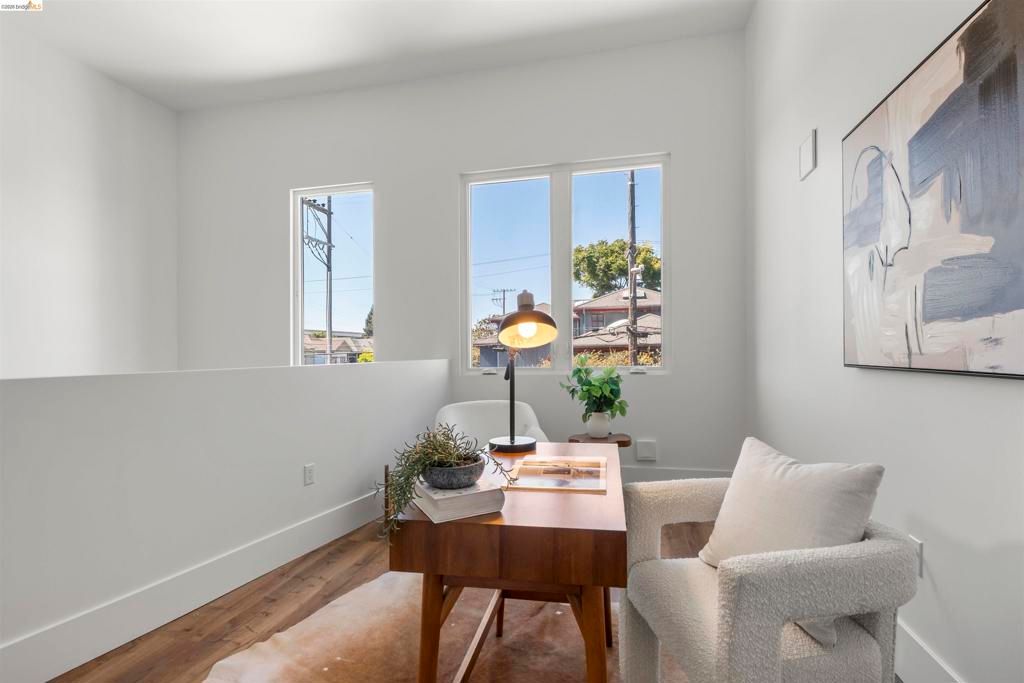 Image 16 of property listing at 1545 32nd Street 101, Oakland, CA 94608