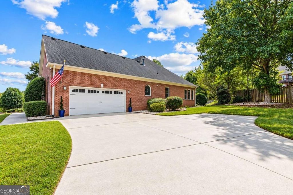 1130 Lewis Ridge Circle, Lawrenceville, GA 30045 — photo 3