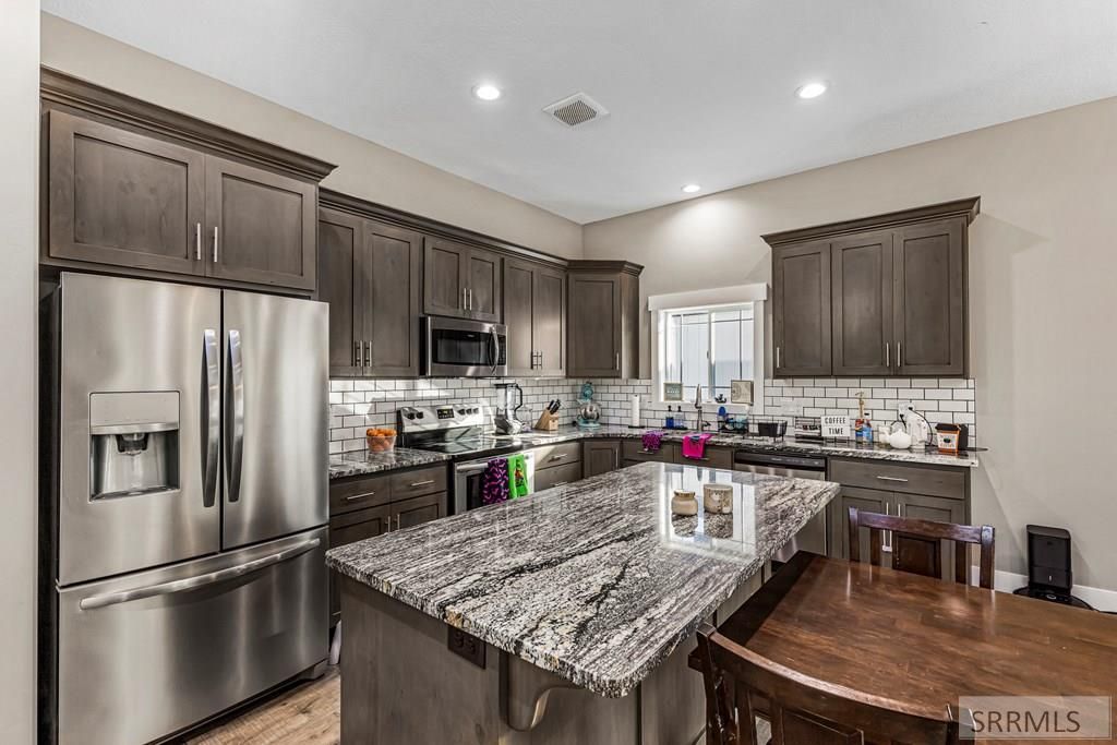 Image 13 of property listing at 479 18th Street, Idaho Falls, ID 83404