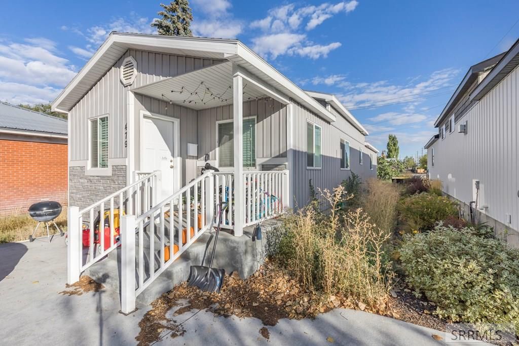 Image 2 of property listing at 479 18th Street, Idaho Falls, ID 83404