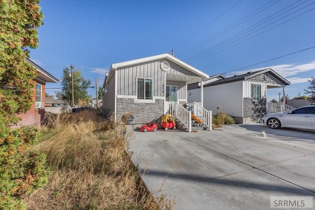 Image 3 of property listing at 479 18th Street, Idaho Falls, ID 83404