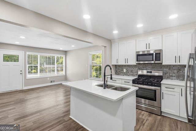 2818 Meadowview Drive SE, Atlanta, GA 30316