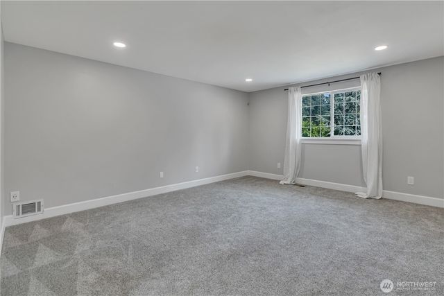 7127 142nd Street Ct E, Puyallup, WA 98373