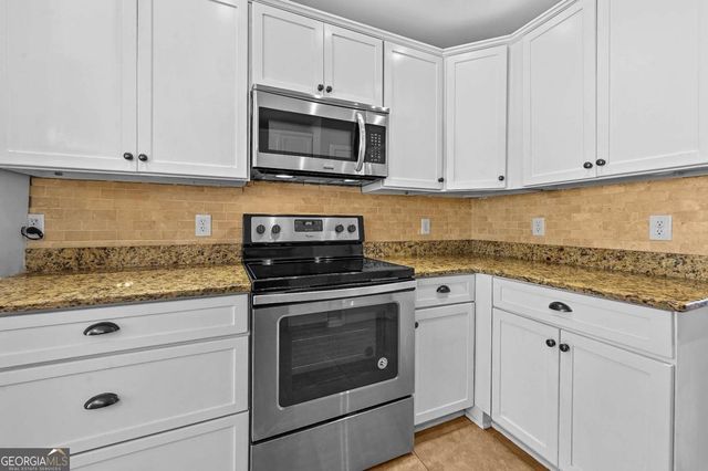 1217 Misty Valley Court, Lawrenceville, GA 30045