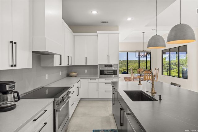 330 PRESTON TRL, Boerne, TX 78006