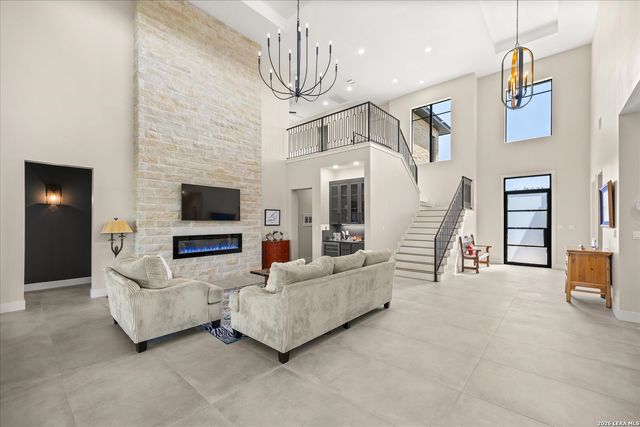 330 PRESTON TRL, Boerne, TX 78006