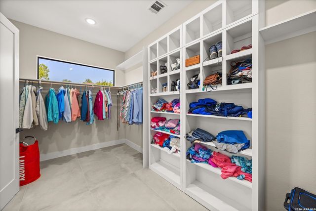 330 PRESTON TRL, Boerne, TX 78006
