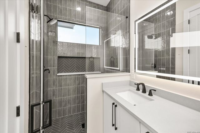 330 PRESTON TRL, Boerne, TX 78006