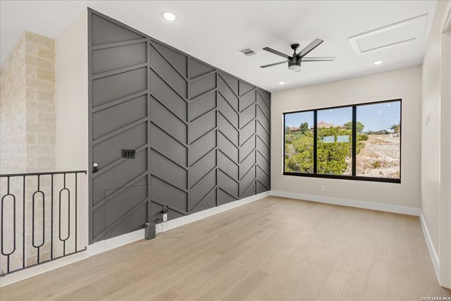 330 PRESTON TRL, Boerne, TX 78006