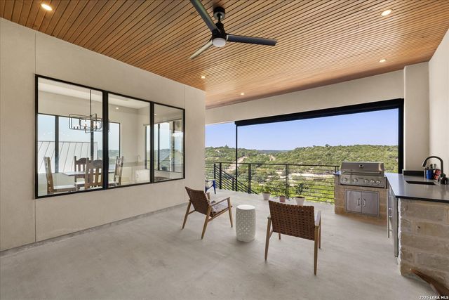 330 PRESTON TRL, Boerne, TX 78006