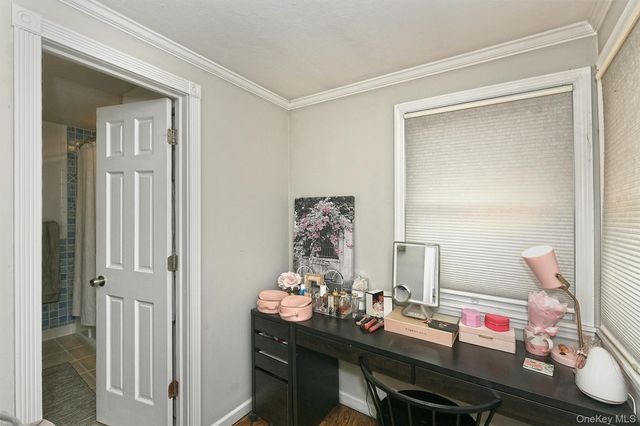 17 Pine Tree Road, South Huntington, NY 11746