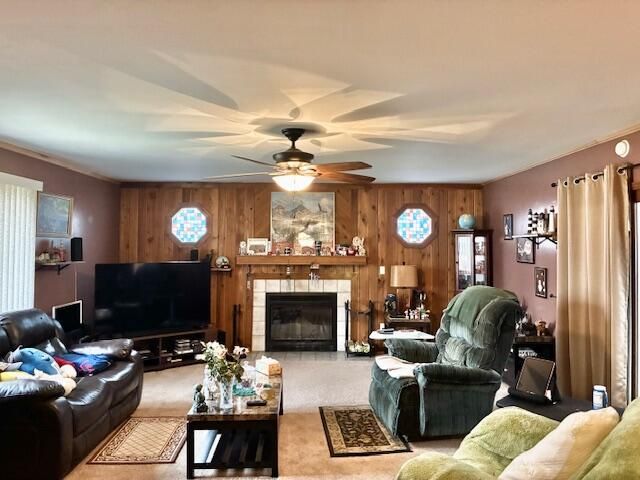 546 Gardenia Street SE, Demotte, IN 46310