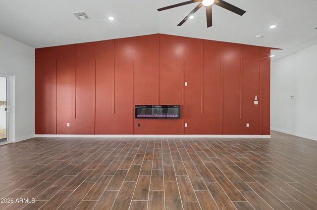 37597 W MARIPOSA Street, Tonopah, AZ 85354
