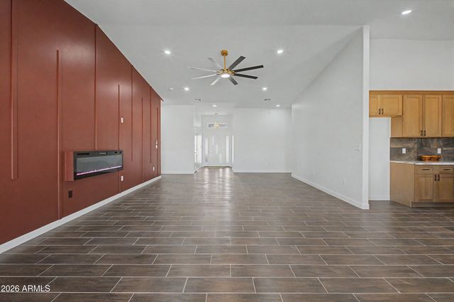 37597 W MARIPOSA Street, Tonopah, AZ 85354