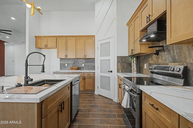 37597 W MARIPOSA Street, Tonopah, AZ 85354