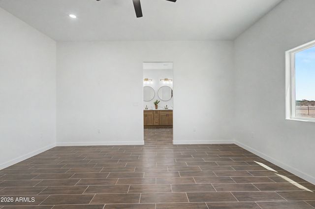 37597 W MARIPOSA Street, Tonopah, AZ 85354