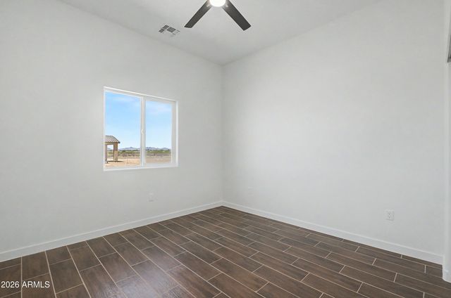 37597 W MARIPOSA Street, Tonopah, AZ 85354