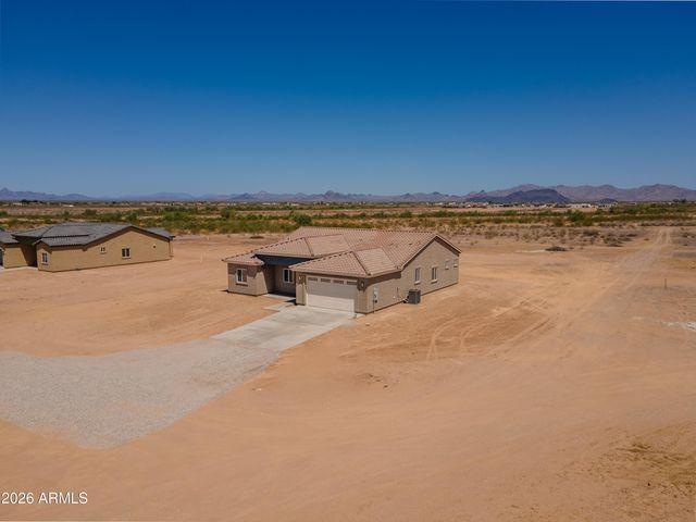 37597 W MARIPOSA Street, Tonopah, AZ 85354