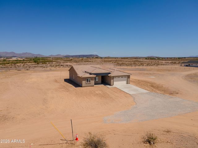 37597 W MARIPOSA Street, Tonopah, AZ 85354