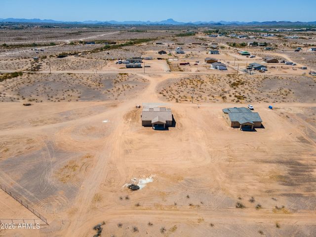 37597 W MARIPOSA Street, Tonopah, AZ 85354