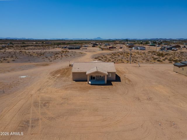 37597 W MARIPOSA Street, Tonopah, AZ 85354