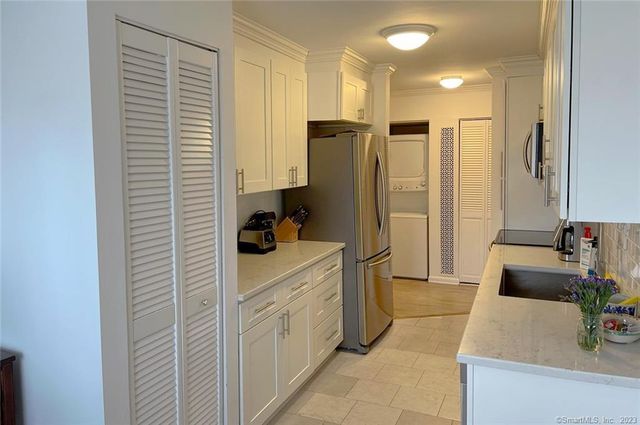 87 Southport Woods Drive, Fairfield, CT 06890