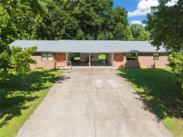 305 Pittman Street, Prairie Grove, AR 72753