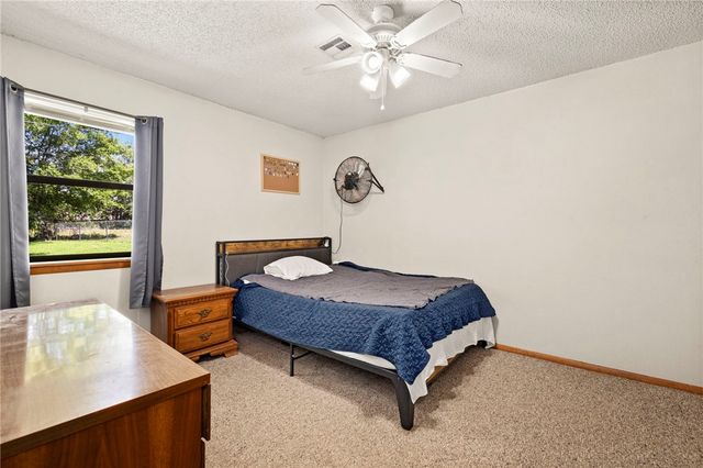 305 Pittman Street, Prairie Grove, AR 72753