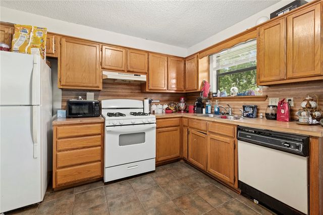305 Pittman Street, Prairie Grove, AR 72753
