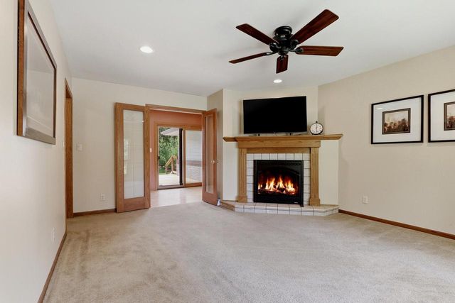 4528 Lakeshore ROAD, Sheboygan, WI 53083
