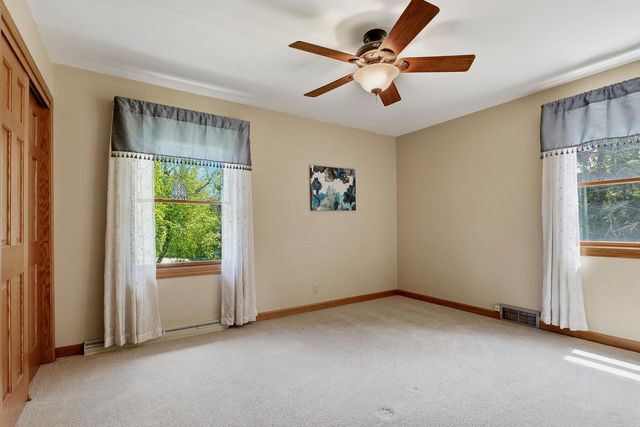 4528 Lakeshore ROAD, Sheboygan, WI 53083