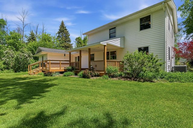 4528 Lakeshore ROAD, Sheboygan, WI 53083