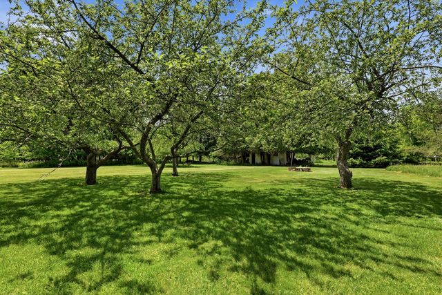 4528 Lakeshore ROAD, Sheboygan, WI 53083