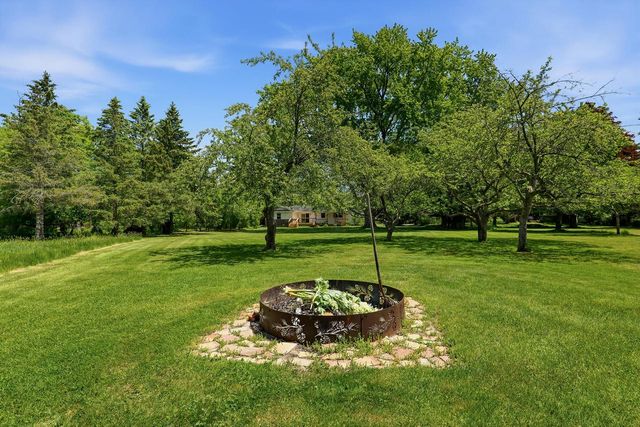 4528 Lakeshore ROAD, Sheboygan, WI 53083