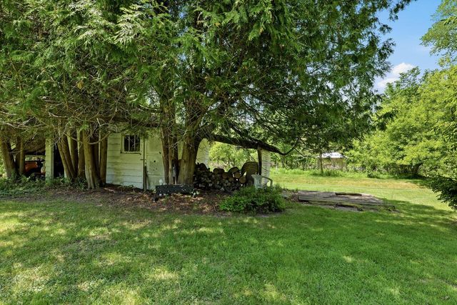4528 Lakeshore ROAD, Sheboygan, WI 53083
