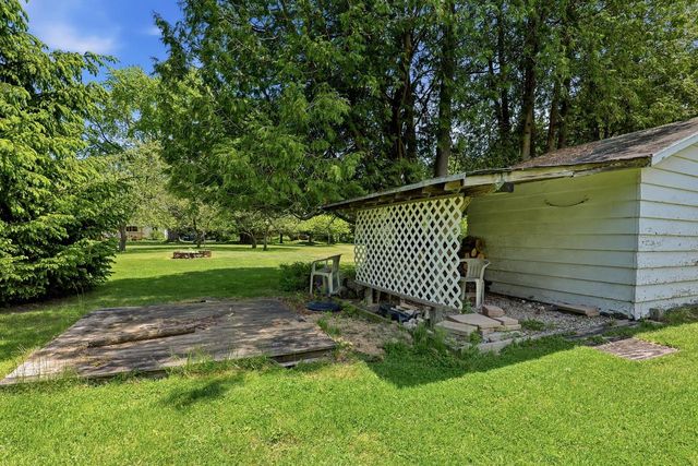 4528 Lakeshore ROAD, Sheboygan, WI 53083