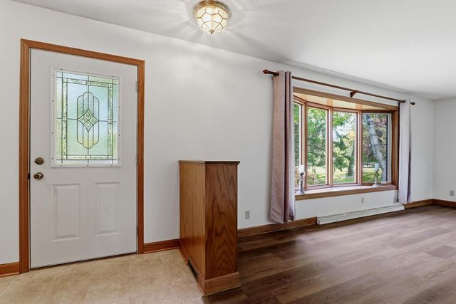 4528 Lakeshore ROAD, Sheboygan, WI 53083