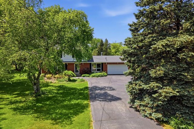 4528 Lakeshore ROAD, Sheboygan, WI 53083