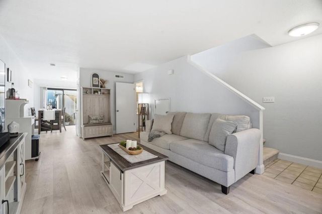 251 Gibson Drive E-54, Hollister, CA 95023