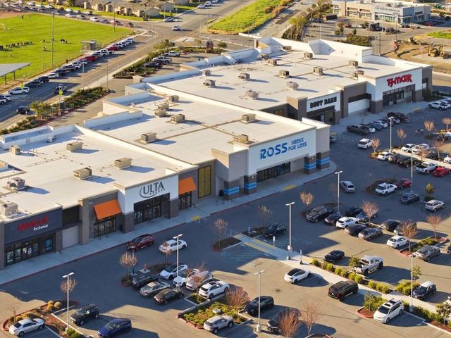 251 Gibson Drive E-54, Hollister, CA 95023