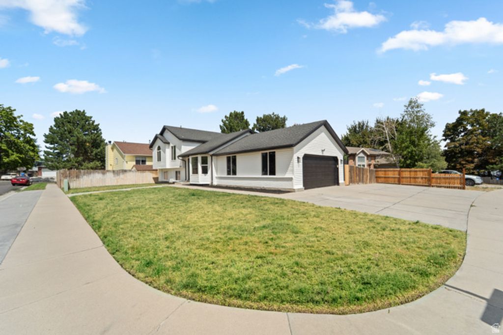 5571 S DALE AMOUR DR, Kearns, UT 84118 — photo 5