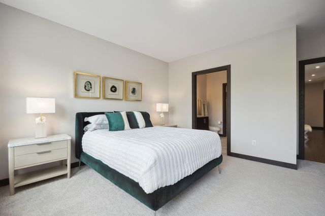 253 Lake Street E 208, Wayzata, MN 55391