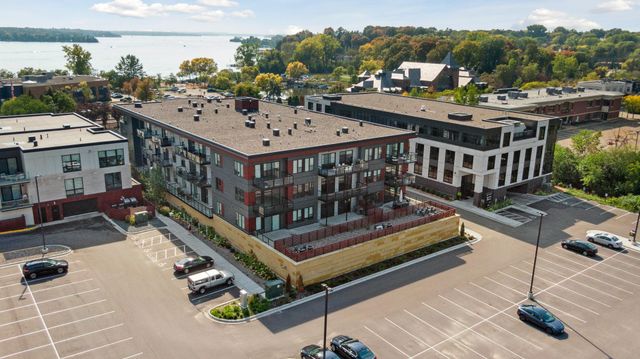 253 Lake Street E 208, Wayzata, MN 55391
