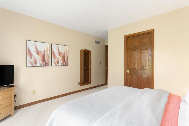 53379 County Murray Drive, Granger, IN 46530
