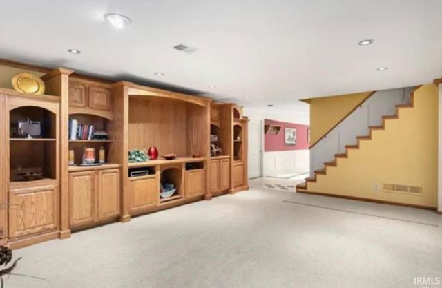 53379 County Murray Drive, Granger, IN 46530