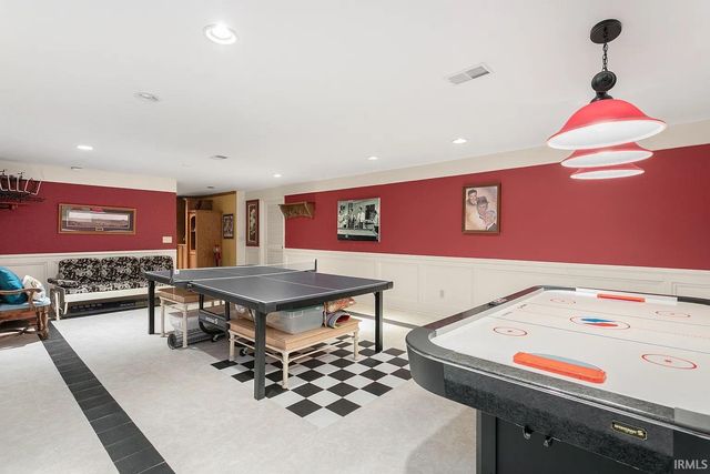 53379 County Murray Drive, Granger, IN 46530
