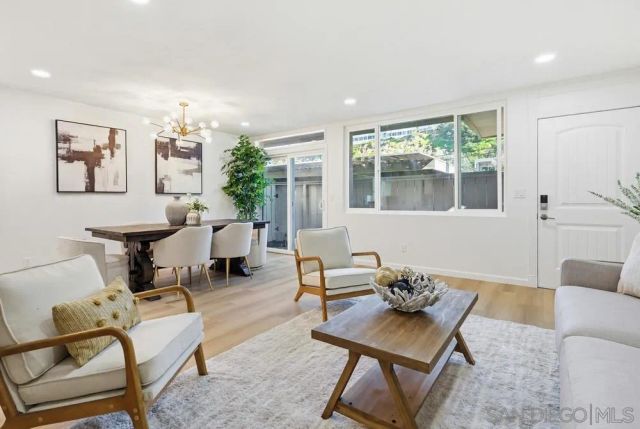 3116 Groton Way 2, San Diego, CA 92110