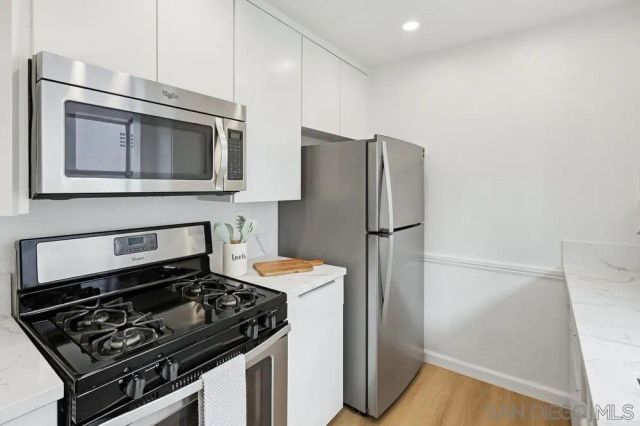 3116 Groton Way 2, San Diego, CA 92110